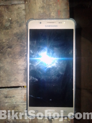 Samsung galaxy j5